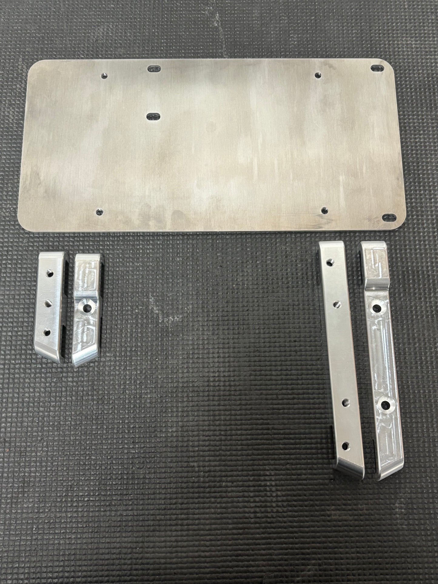GT40 License plate mount