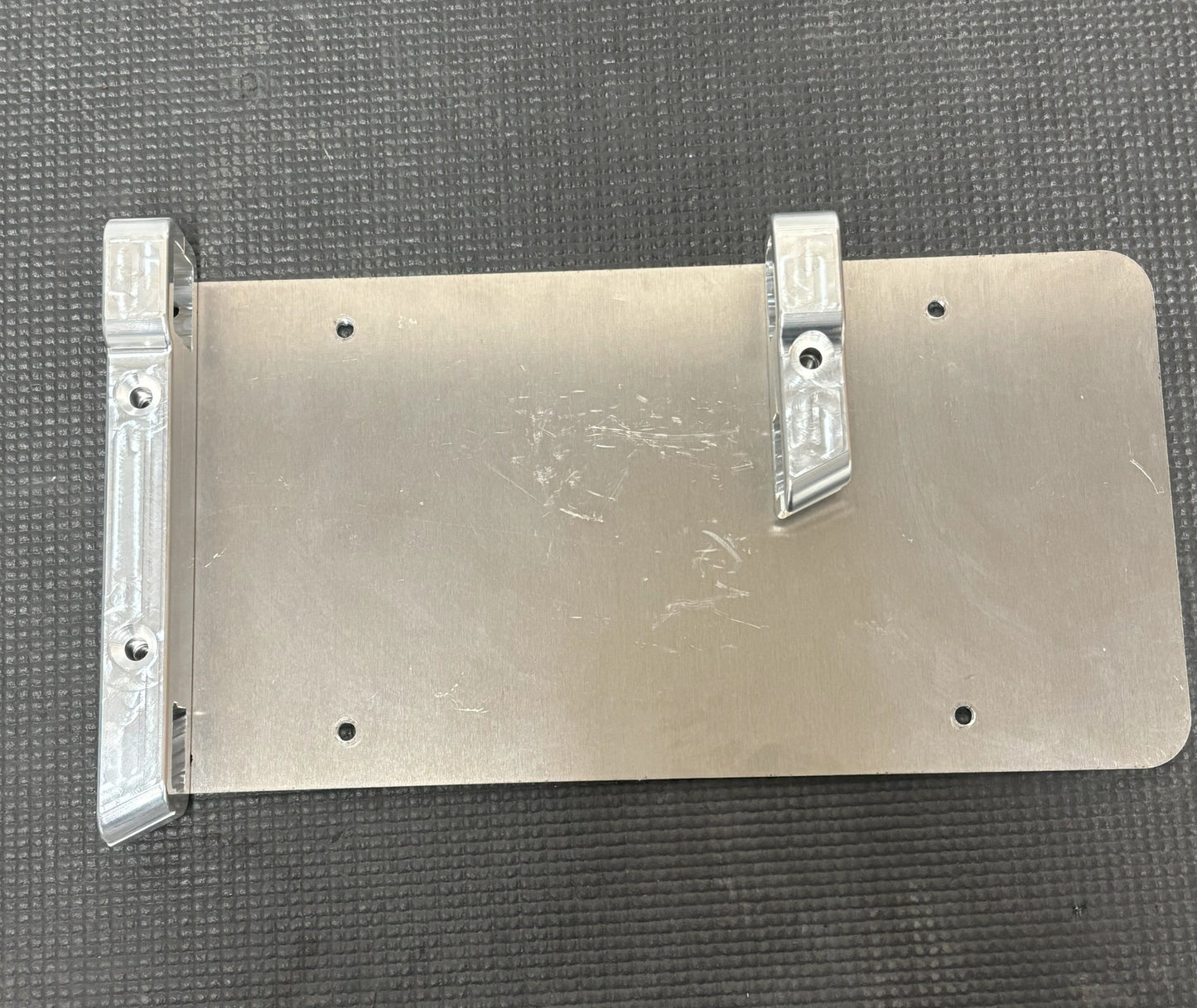 GT40 License plate mount