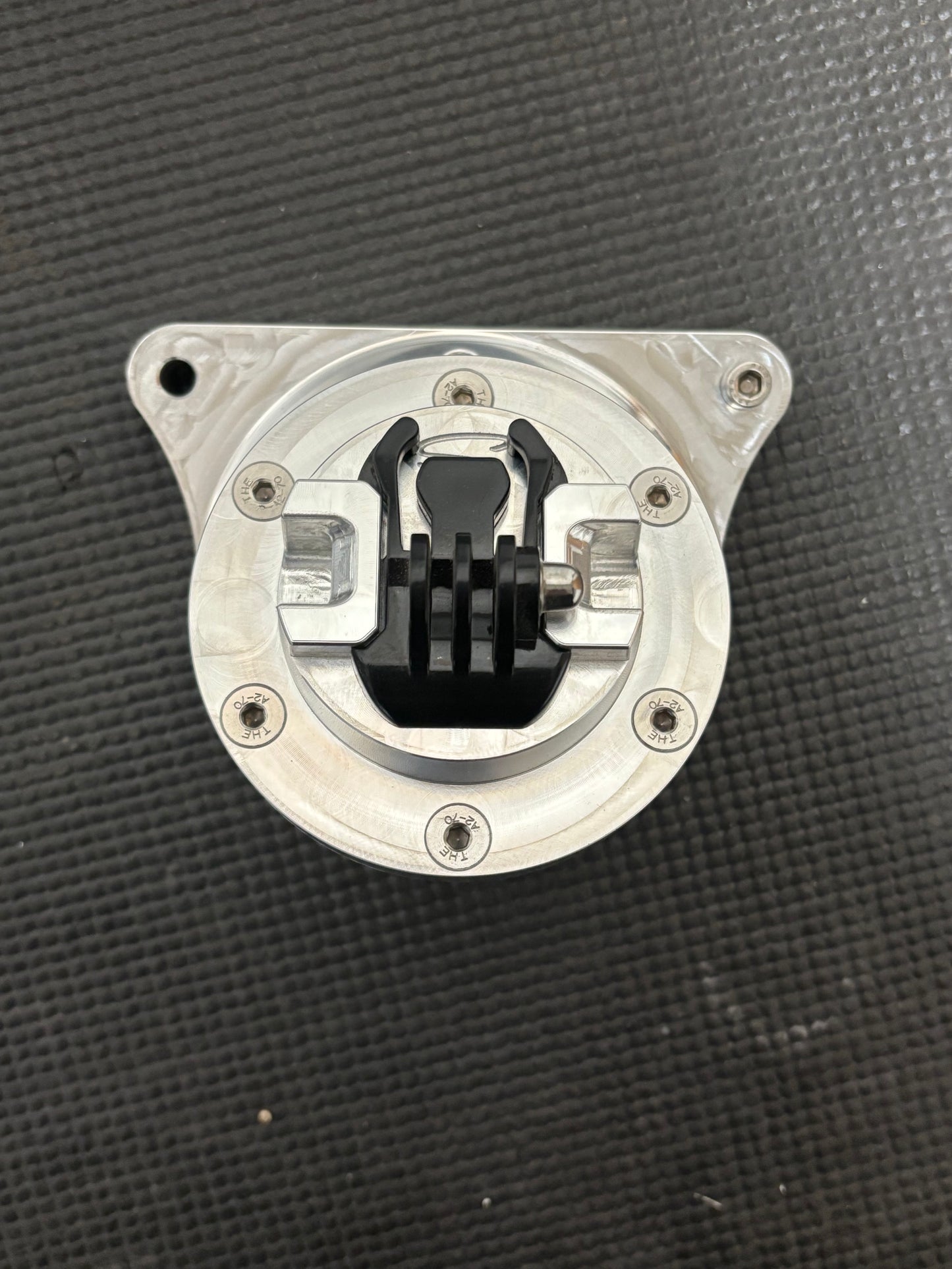 GT40 steering wheel hanger/go-pro mount